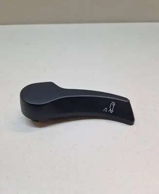 BMW 7 G11 G12 Engine bonnet (hood) release handle 7343389 7242389 14121810