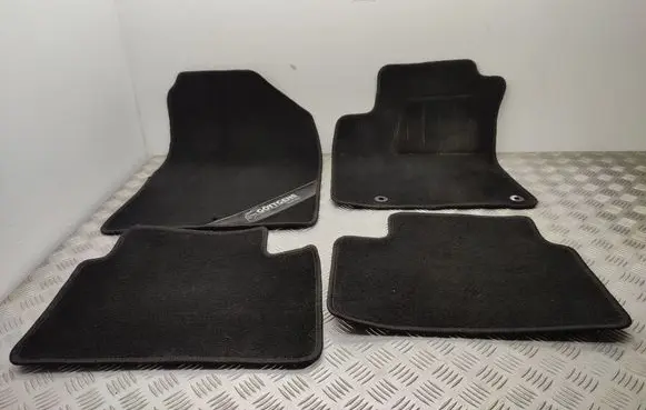 Hyundai i30 Car floor mat set 