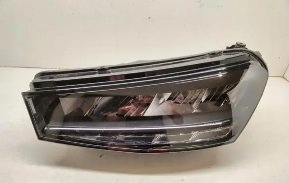 Skoda Fabia Mk4 (6VA) Headlight/headlamp NR103