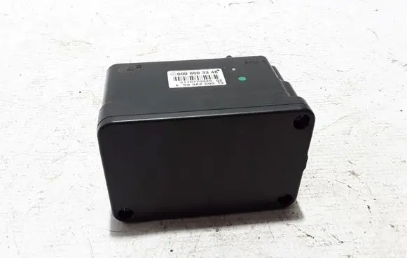 Mercedes-Benz E C207 W207 Vacuum pump A5998200010