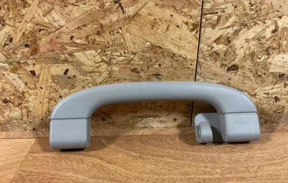 BMW 5 E60 E61 Rear interior roof grab handle 7033661