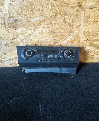 Audi A5 8T 8F Climate control unit 8T2820043AG