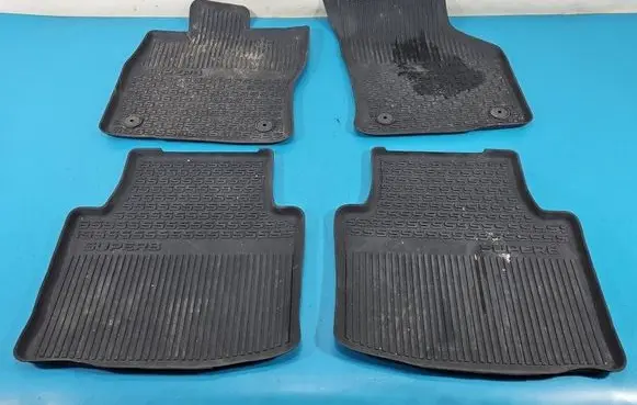 Skoda Superb B8 (3V) Front floor mat IMPRK1550285