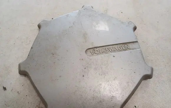Volkswagen PASSAT B3 Original wheel cap 357601149