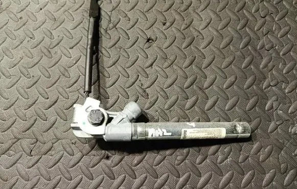 Maserati Quattroporte Front seatbelt buckle 6700014260
