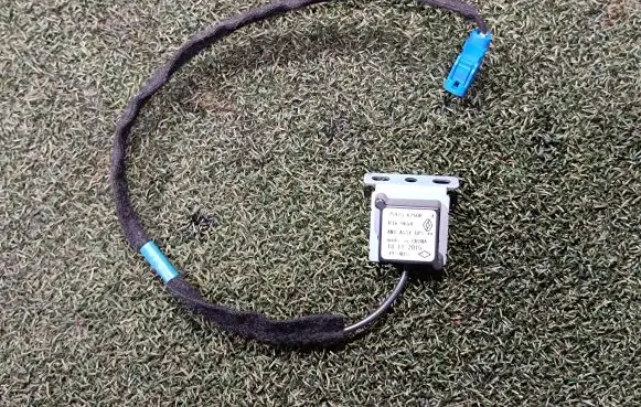 Opel Vivaro Aerial GPS antenna 259756260R