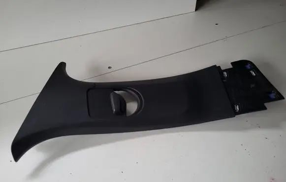 Renault Clio V Seat belt trim 769144784R 769143341R