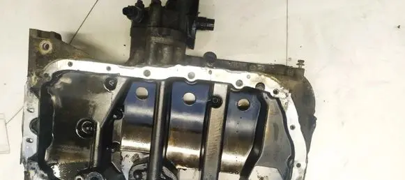 Toyota RAV 4 (XA20) Oil sump