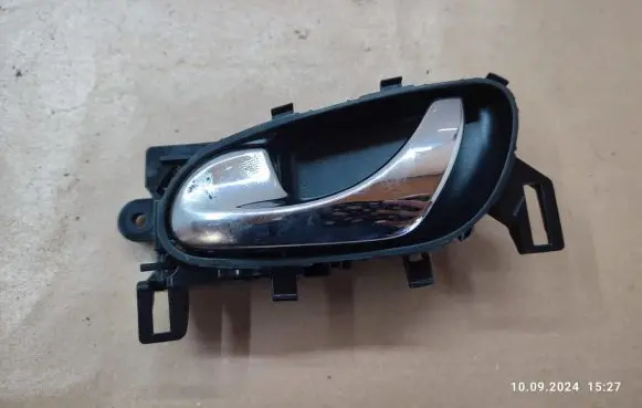 Front door interior handle