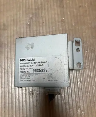 Nissan Pathfinder R51 Aerial antenna amplifier EN1201NB 0085897 284A1EA000
