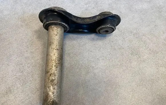 Front anti-roll bar/stabilizer link