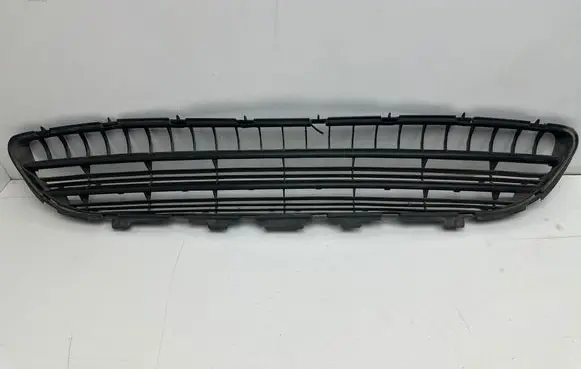 Peugeot 406 Front bumper lower grill 961646007B