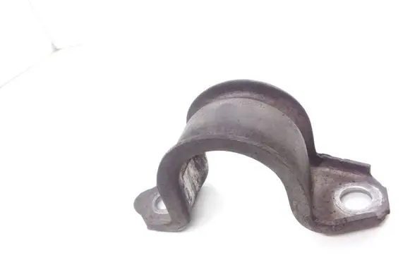 BMW 5 F10 F11 Sway bar bush bracket, front 6796971