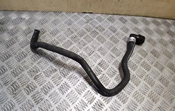 Volvo XC90 Engine coolant pipe/hose 8649877