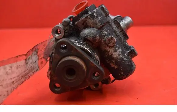 BMW 5 E39 Power steering pump MGP-1374
