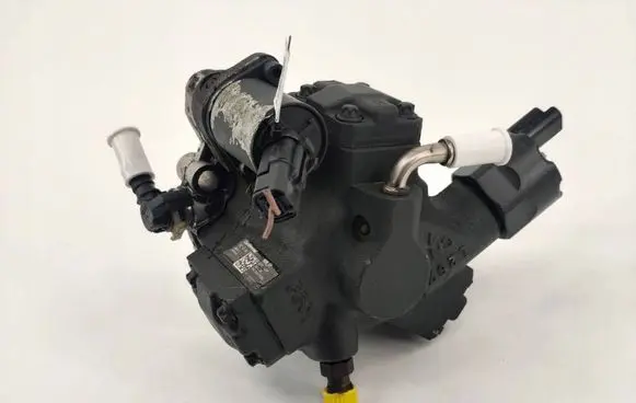Volvo S40 Fuel injection high pressure pump 9685705080 A2C27100268
