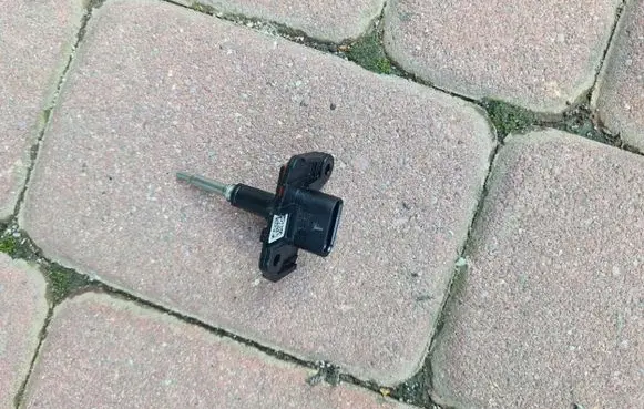 BMW 3 G20 G21 Intake air temperature sensor 8485041