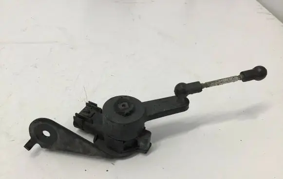 Dodge RAM Front height sensor lever 68277070AD