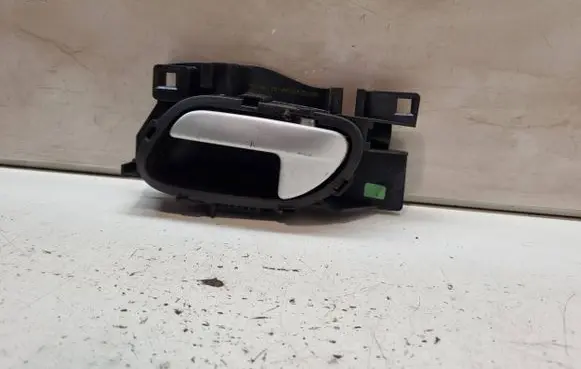 Peugeot 207 Front door interior handle 303966