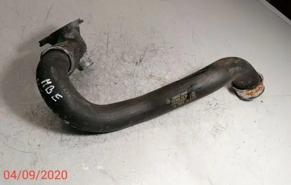 Mercedes-Benz E W211 Engine coolant pipe/hose A2115015482