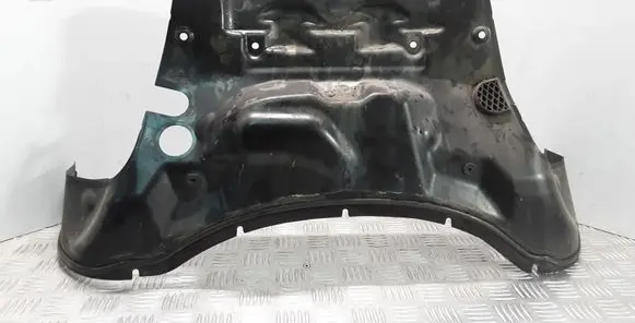 Volkswagen Touareg I Other engine bay part 7L6819523A