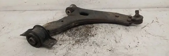Ford Focus Front lower control arm/wishbone