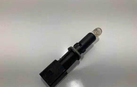 Mercedes-Benz E W211 Headlight/headlamp bulb 
