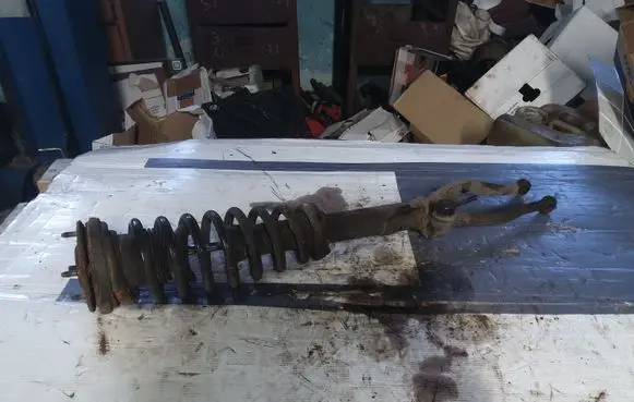 Mazda 6 Front shock absorber with coil spring 
