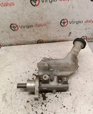 Renault Clio III Master brake cylinder 8200129956