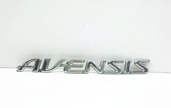 Toyota Avensis Verso Manufacturers badge/model letters 2568