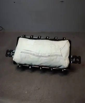 Passenger airbag