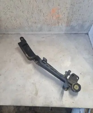 Peugeot 508 Front bumper shock/impact absorber 