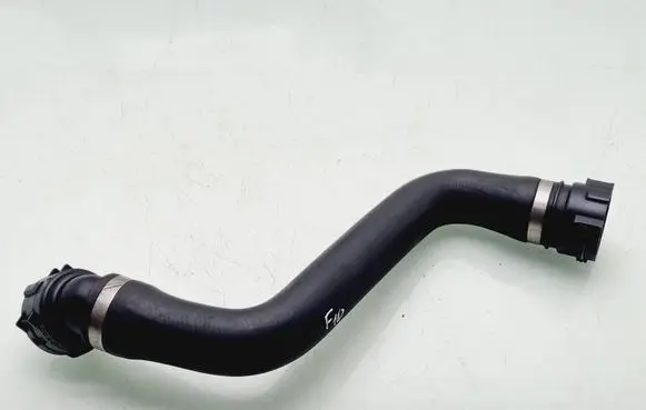 BMW 5 F10 F11 Engine coolant pipe/hose 17127809821