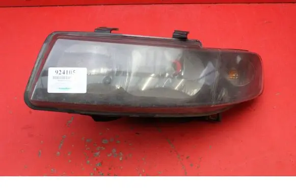 Seat Toledo II (1M) Headlight/headlamp 1M1941001D