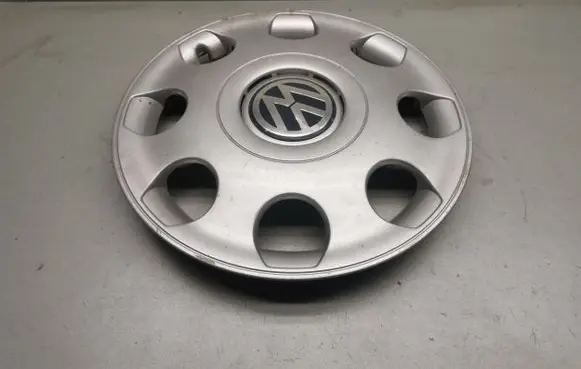 Volkswagen Lupo R13 wheel hub/cap/trim 6X0601147A