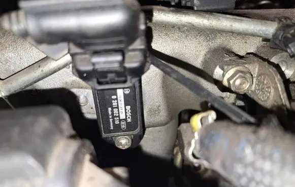Alfa Romeo 156 Air pressure sensor 0281002510