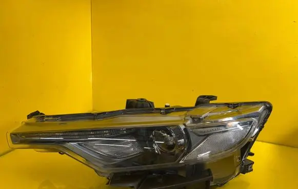 Maserati Levante Headlight/headlamp 90089971