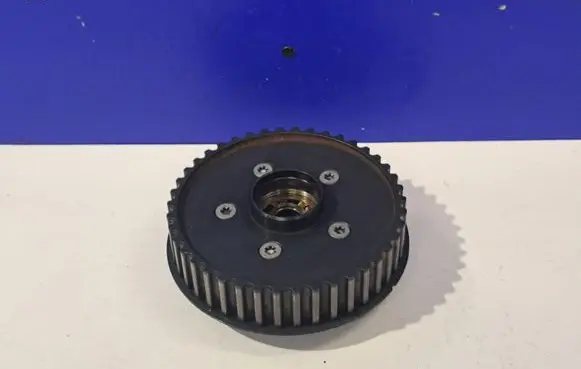 Volvo XC60 Alternator pulley 32213917 31480437