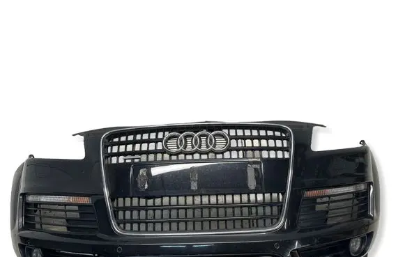Audi Q7 4L Front bumper 4L0807437D