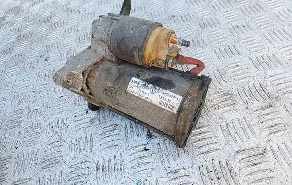 Nissan Navara D23 Starter motor 233002654R