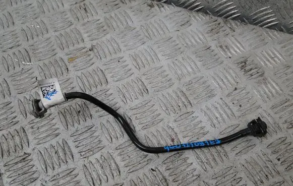Audi A6 S6 C7 4G Engine coolant pipe/hose 4G0121081EJ