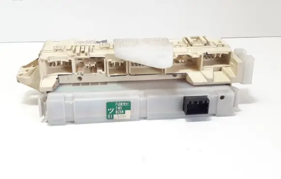 Mazda 323 Fuse module BC5H5G05A