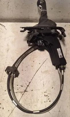 Opel Zafira B Gear shifter/selector 55597061