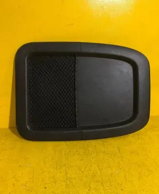 Chevrolet Captiva Front door seat control surround trim 