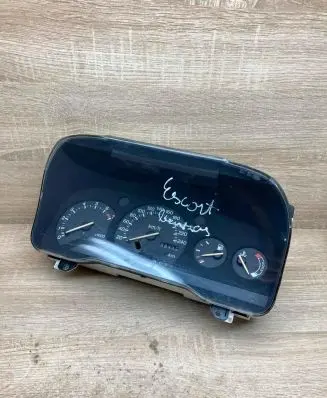 Ford Escort Speedometer (instrument cluster) 91AB10841BC 91AB10C956AB