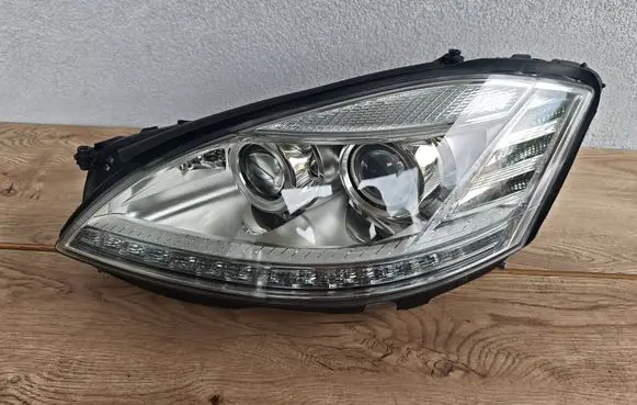 Mercedes-Benz S W221 Headlight/headlamp A2218201559