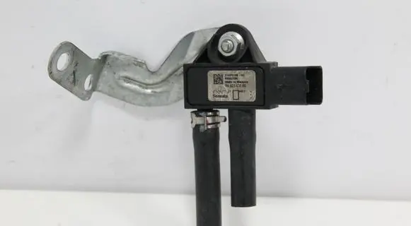 Citroen C-Crosser Exhaust gas pressure sensor 9662143180 21DPS10002
