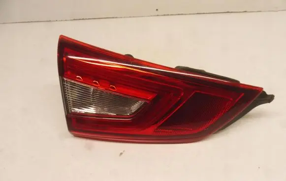 Nissan Qashqai Tailgate rear/tail lights 226-18013