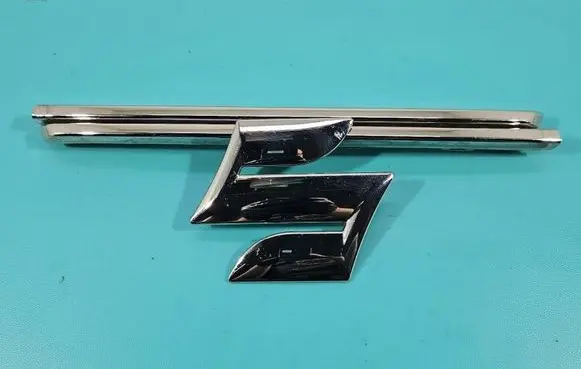 Suzuki Vitara (LY) Front bumper upper radiator grill 72113-63UOR IMPRK1499759