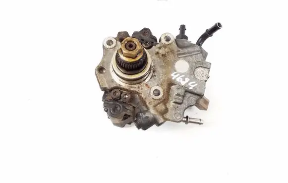 Mercedes-Benz B W246 W242 Fuel injection high pressure pump A6510702601